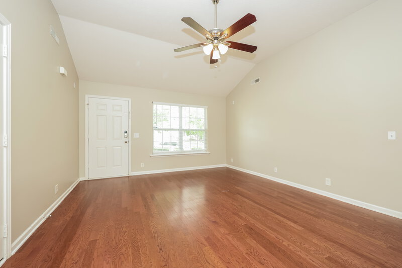 1,965/Mo, 1017 Cheryl Ln La Vergne, TN 37086 Living Room View