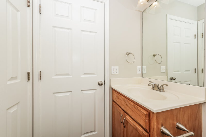 2,035/Mo, 1301 Bundy Ct Smyrna, TN 37167 Bathroom View 2