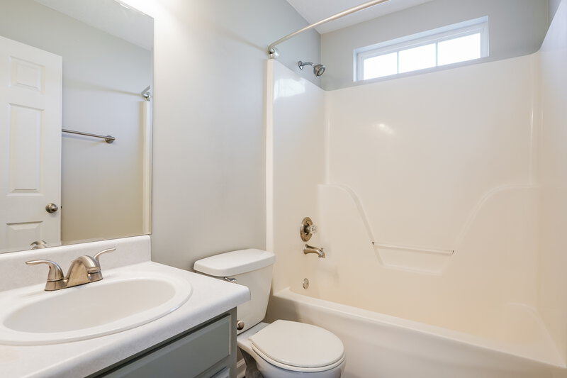 2,155/Mo, 404 Barking Dr Smyrna, TN 37167 Bathroom View