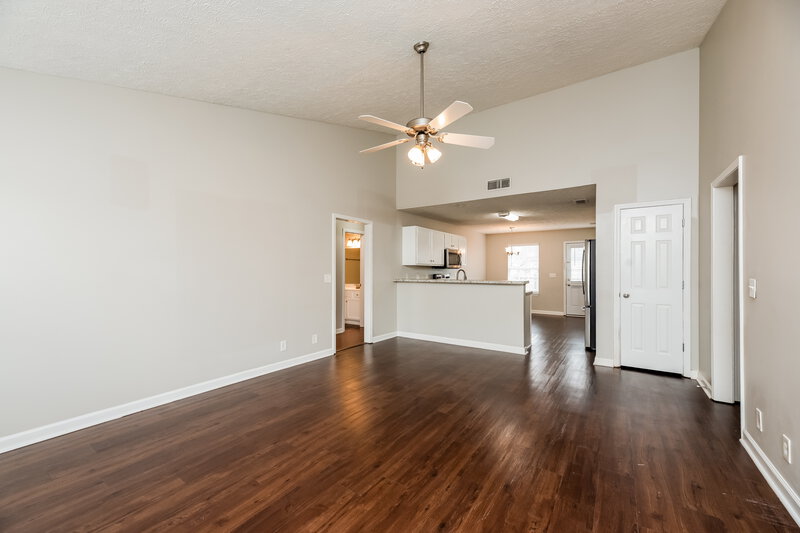 1,870/Mo, 1515 Clifdon Ct Murfreesboro, TN 37128 Living Room View 2