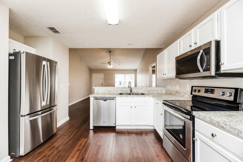 1,870/Mo, 1515 Clifdon Ct Murfreesboro, TN 37128 Kitchen View