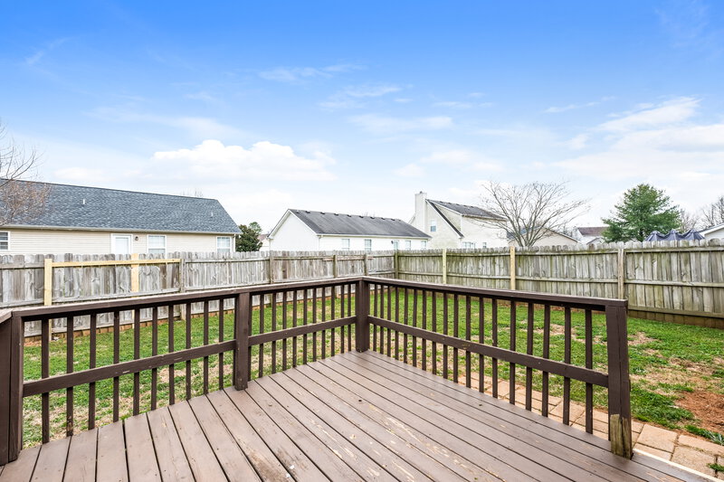 1,870/Mo, 1515 Clifdon Ct Murfreesboro, TN 37128 Deck View