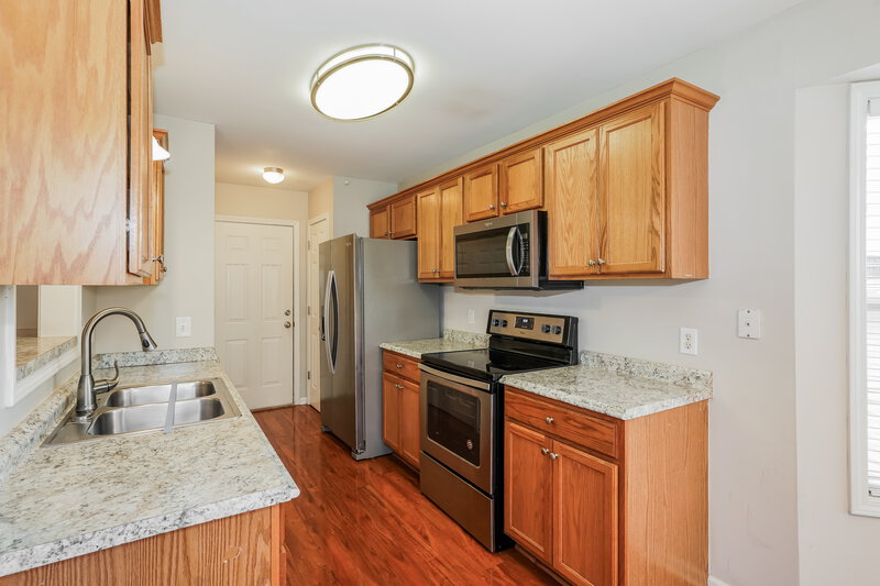 2,320/Mo, 268 Iris Dr Hendersonville, TN 37075 Kitchen View