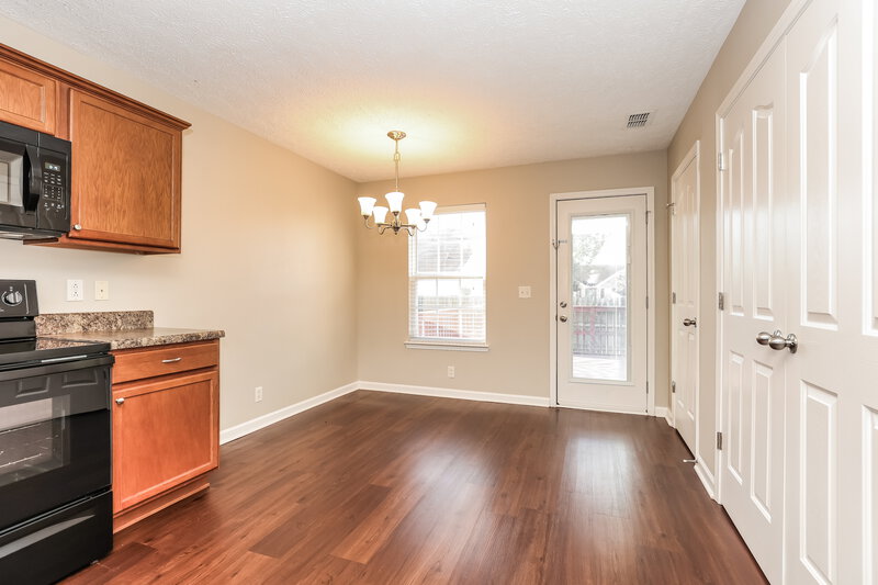 1,845/Mo, 2219 Cason Trl Murfreesboro, TN 37128 Dining Room View 2