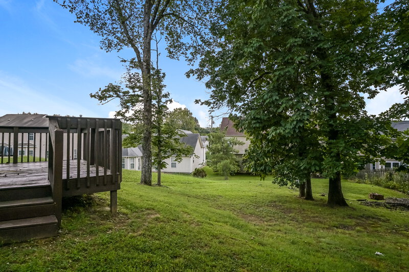 1,985/Mo, 8632 Lawson Dr Antioch, TN 37013 Backyard View