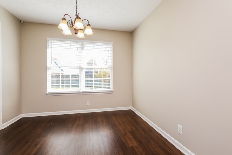 1,945/Mo, 1179 Everton Dr Murfreesboro, TN 37128 Dining Room View 2