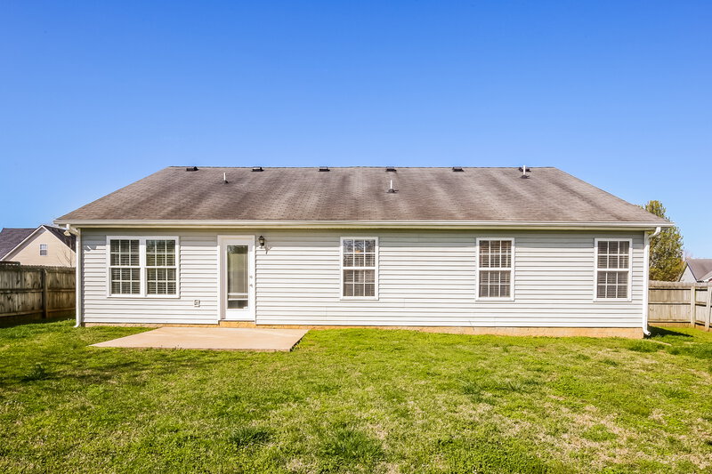 1,945/Mo, 1179 Everton Dr Murfreesboro, TN 37128 Rear View