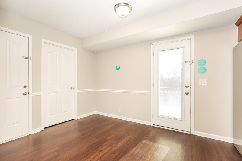 1,850/Mo, 3062 Ace Wintermeyer Dr La Vergne, TN 37086 Dining Room View 2