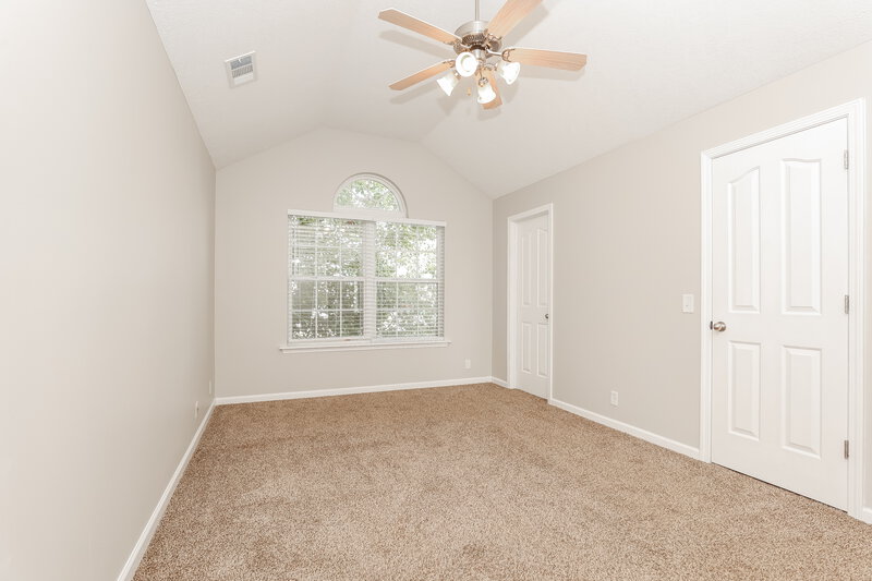 1,850/Mo, 3062 Ace Wintermeyer Dr La Vergne, TN 37086 Main Bedroom View
