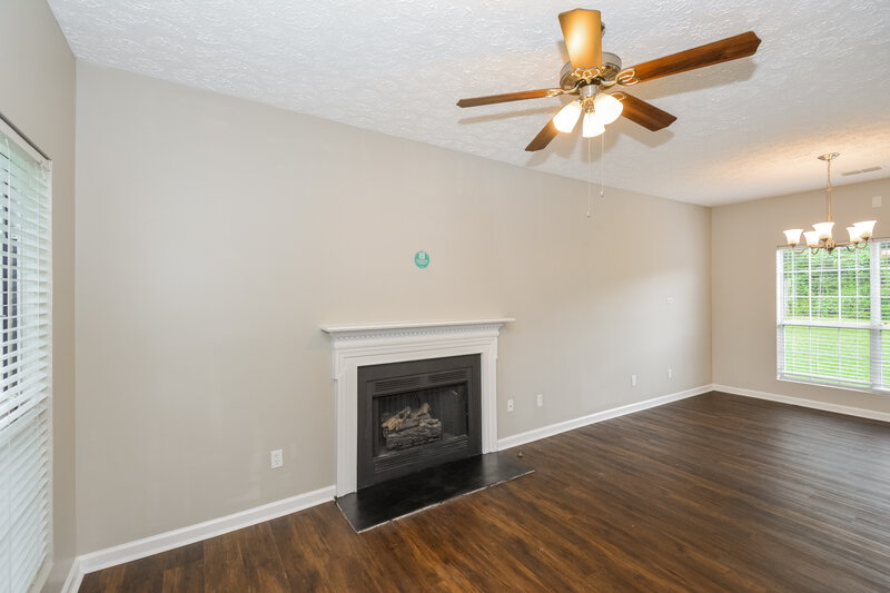 2,084/Mo, 2817 Johnson Pass Dr Antioch, TN 37013 Living Room View