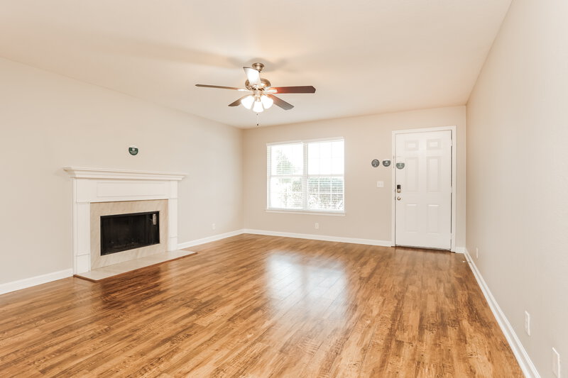 2,380/Mo, 3764 Indian Creek Blvd Murfreesboro, TN 37128 Living Room View