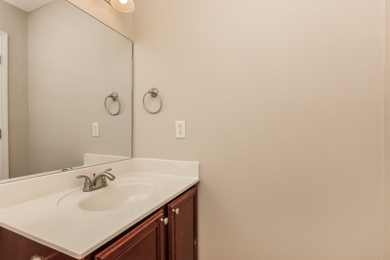 2,380/Mo, 3764 Indian Creek Blvd Murfreesboro, TN 37128 Bathroom View