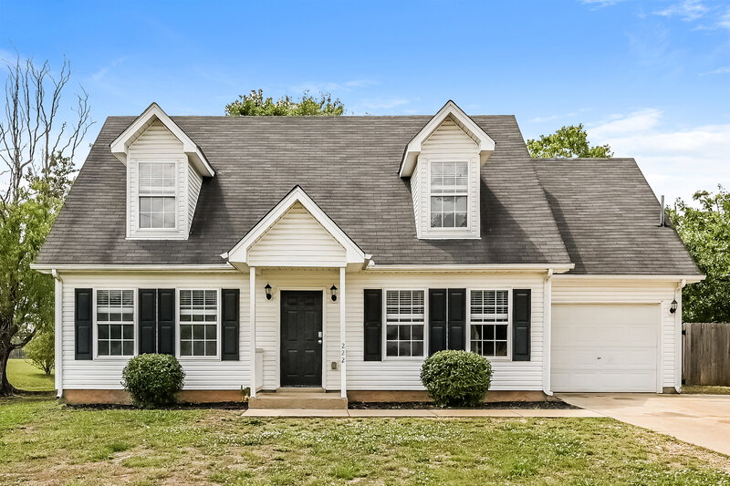2,325/Mo, 222 Hermitage Dr Smyrna, TN 37167 External View