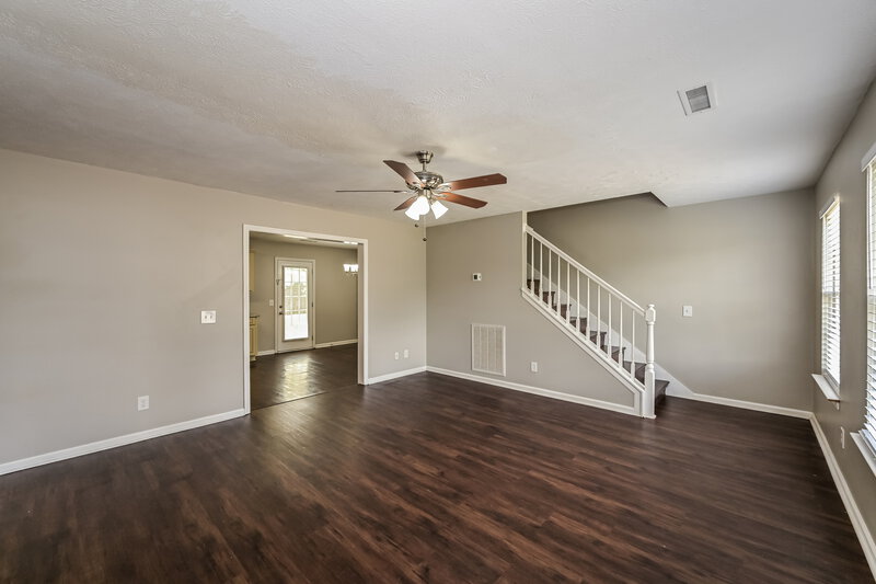 2,325/Mo, 222 Hermitage Dr Smyrna, TN 37167 Living Room View