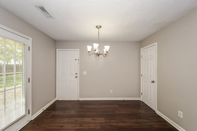2,325/Mo, 222 Hermitage Dr Smyrna, TN 37167 Dining Room View