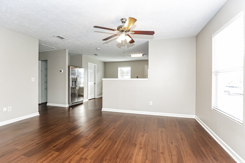 1,795/Mo, 3427 Almar Knot Dr Murfreesboro, TN 37128 Living Room View 2