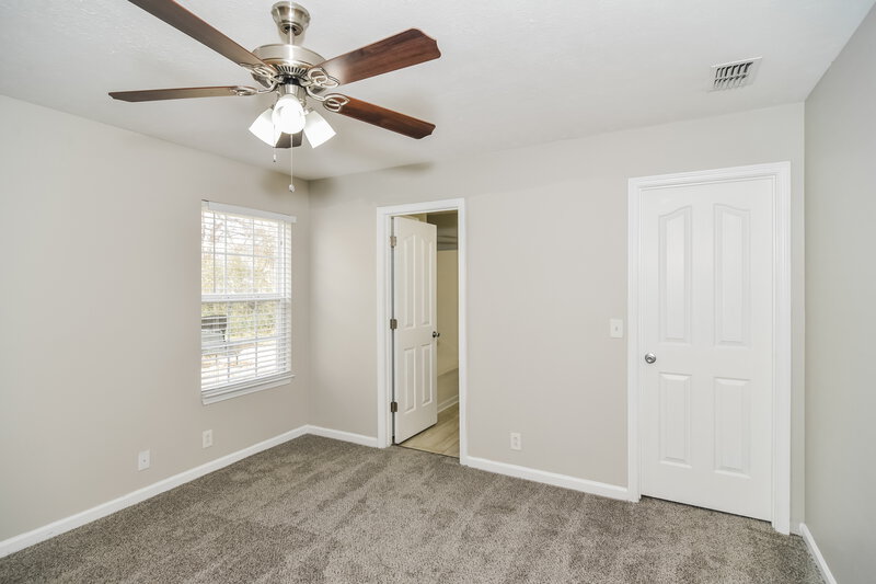 1,815/Mo, 3048 Roscommon Dr Murfreesboro, TN 37128 Main Bedroom View