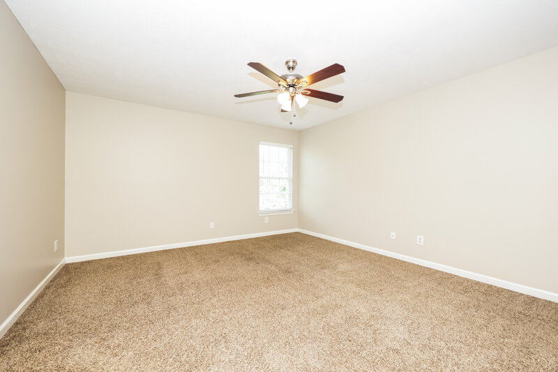 1,755/Mo, 710 Holland Ridge Dr La Vergne, TN 37086 Main Bedroom View 2