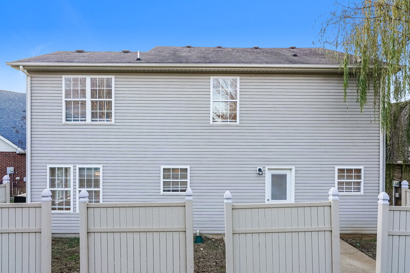 2,150/Mo, 106 Rushing Water Ct Hendersonville, TN 37075 Rear View