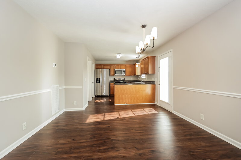 2,075/Mo, 3064 Ace Wintermeyer Dr La Vergne, TN 37086 Dining Room View