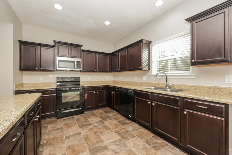 2,235/Mo, 2527 Salem Glen Xing Murfreesboro, TN 37128 Kitchen View