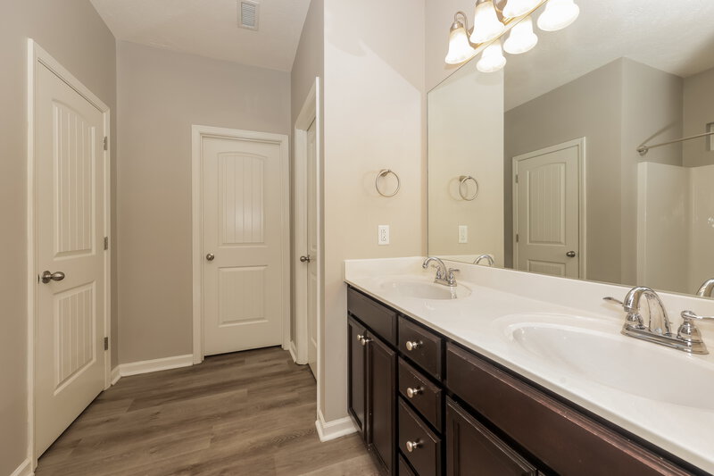 2,235/Mo, 2527 Salem Glen Xing Murfreesboro, TN 37128 Bathroom View