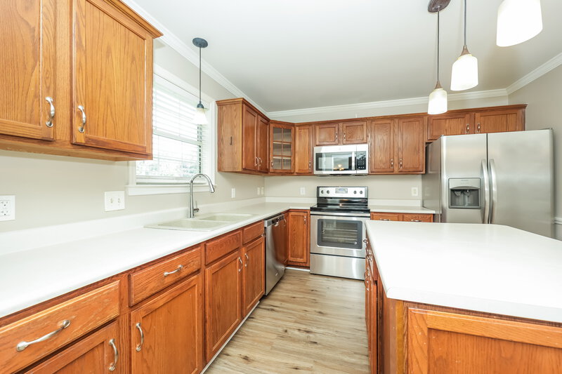 3,490/Mo, 6381 Paddington Way Antioch, TN 37013 Kitchen View