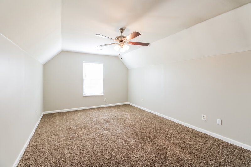 2,330/Mo, 245 Heritage Cir E La Vergne, TN 37086 Bonus Room View
