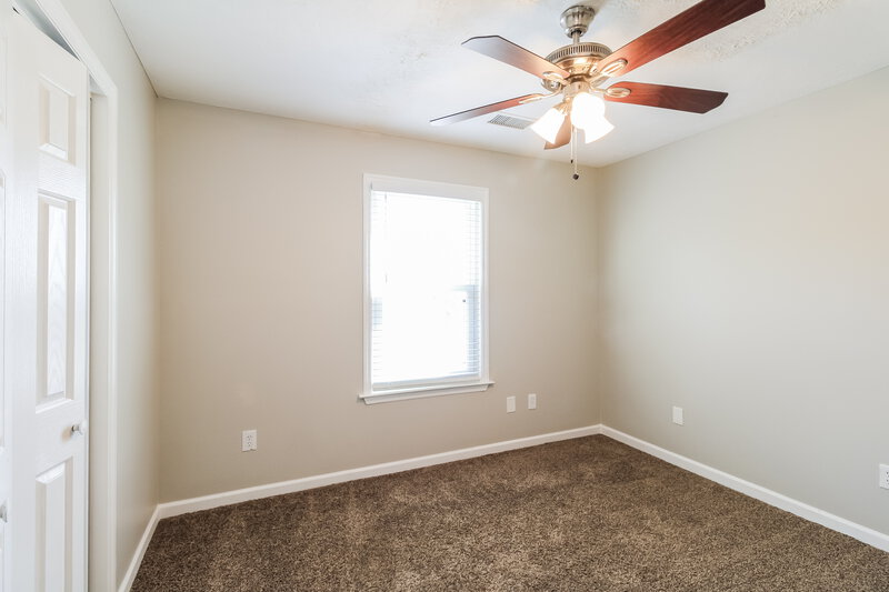 2,330/Mo, 245 Heritage Cir E La Vergne, TN 37086 Bedroom View 2