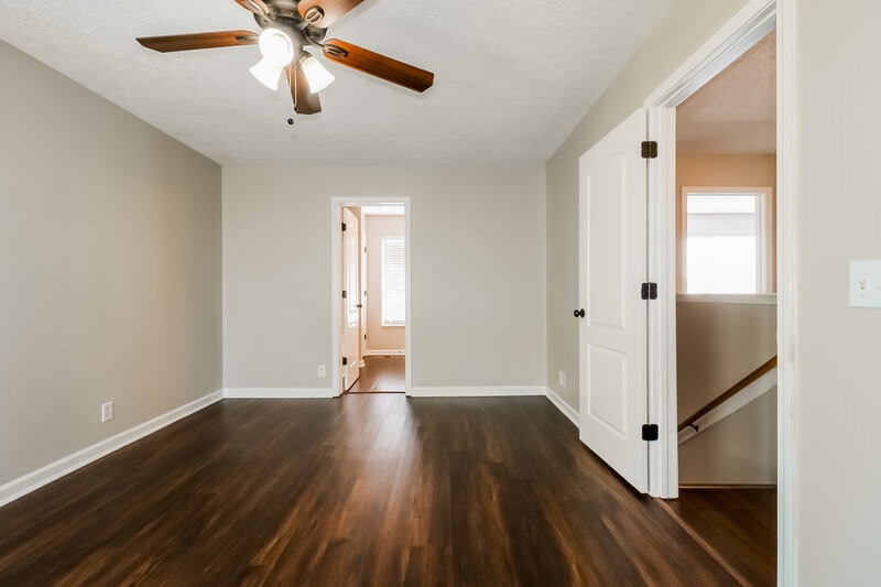 2,140/Mo, 804 Cainbrook Ct Antioch, TN 37013 Main Bedroom View