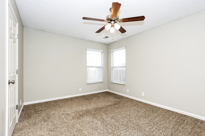 2,300/Mo, 1845 Brookmeadow Ln Hermitage, TN 37076 Main Bedroom View 2