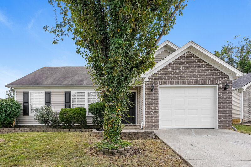 1,905/Mo, 7140 S Hampton Blvd Antioch, TN 37013 External View