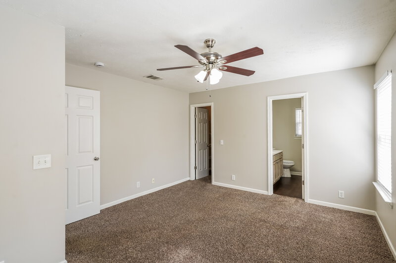1,905/Mo, 7140 S Hampton Blvd Antioch, TN 37013 Main Bedroom View 2