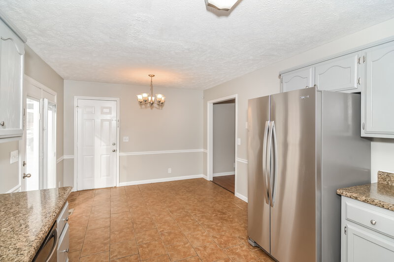 2,340/Mo, 411 Saint Francis Ave Smyrna, TN 37167 Dining Room View