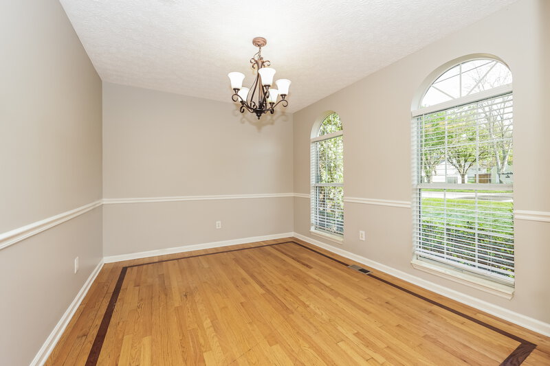 2,345/Mo, 5128 Pebble Creek Dr Antioch, TN 37013 Dining Room View