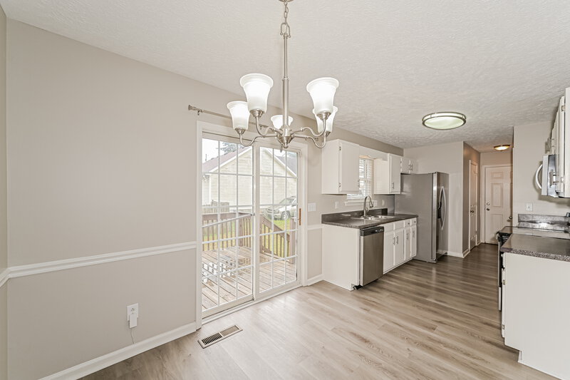 1,970/Mo, 1711 Luton Dr La Vergne, TN 37086 Dining Room View 2