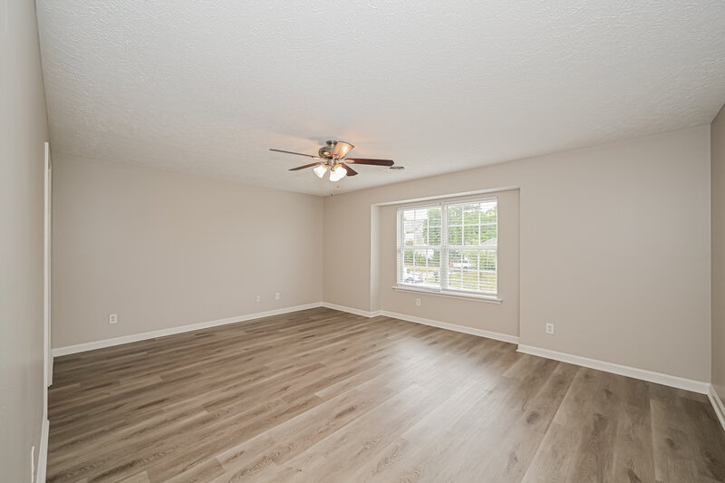 1,970/Mo, 1711 Luton Dr La Vergne, TN 37086 Main Bedroom View 2