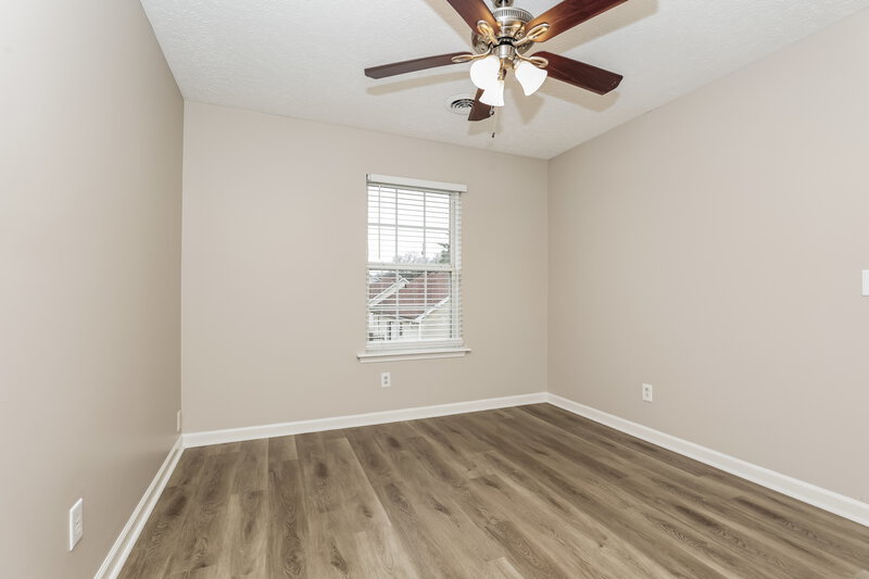 2,105/Mo, 1711 Luton Dr La Vergne, TN 37086 Bedroom View