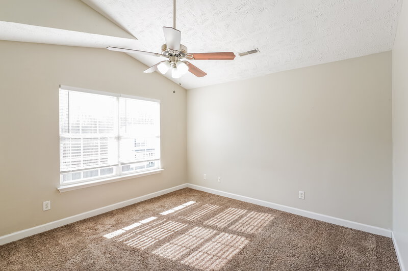 2,060/Mo, 453 Scotts Creek Trl Hermitage, TN 37076 Main Bedroom View