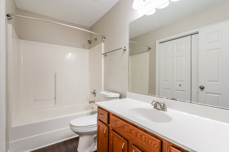 2,060/Mo, 453 Scotts Creek Trl Hermitage, TN 37076 Bathroom View