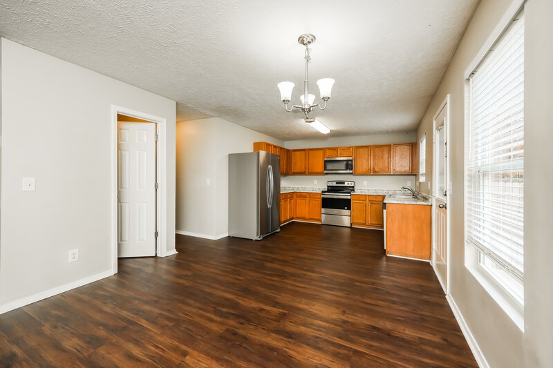 2,225/Mo, 5408 Skip Jack Dr Antioch, TN 37013 Dining Room View 2