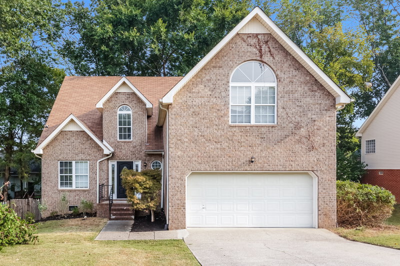 2,135/Mo, 1209 Highland Hills Dr La Vergne, TN 37086 External View