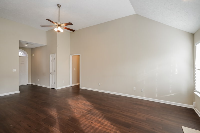 2,095/Mo, 1918 Portview Dr Spring Hill, TN 37174 Living Room View 2