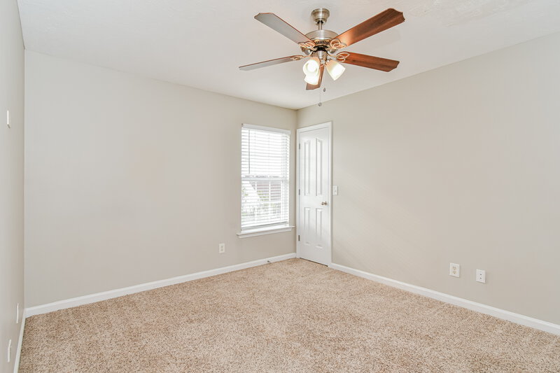 2,180/Mo, 132 Berele Shepsele Ln La Vergne, TN 37086 Bedroom View 3