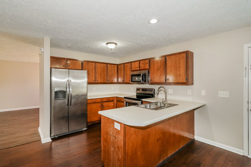 2,105/Mo, 1244 Saint Andrews Dr Murfreesboro, TN 37128 Kitchen View