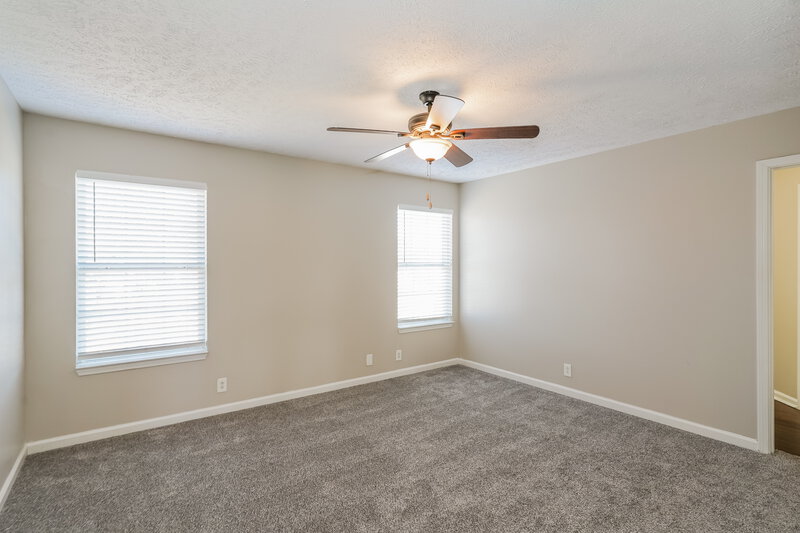 2,105/Mo, 1244 Saint Andrews Dr Murfreesboro, TN 37128 Main Bedroom View