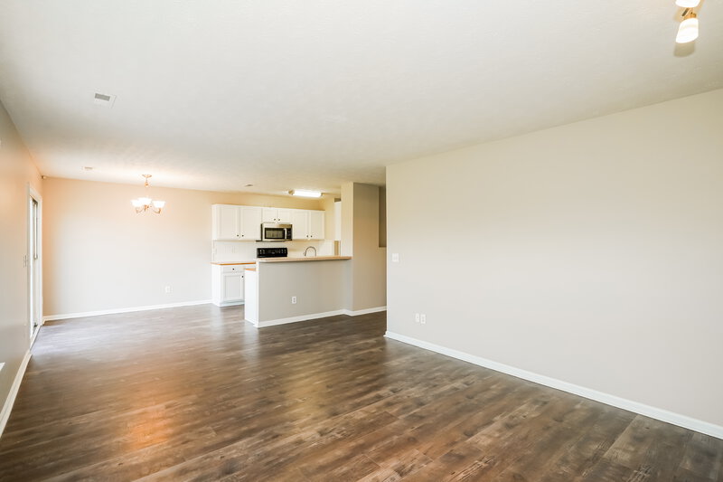 2,175/Mo, 305 Stewart Springs Dr Smyrna, TN 37167 Living Room View