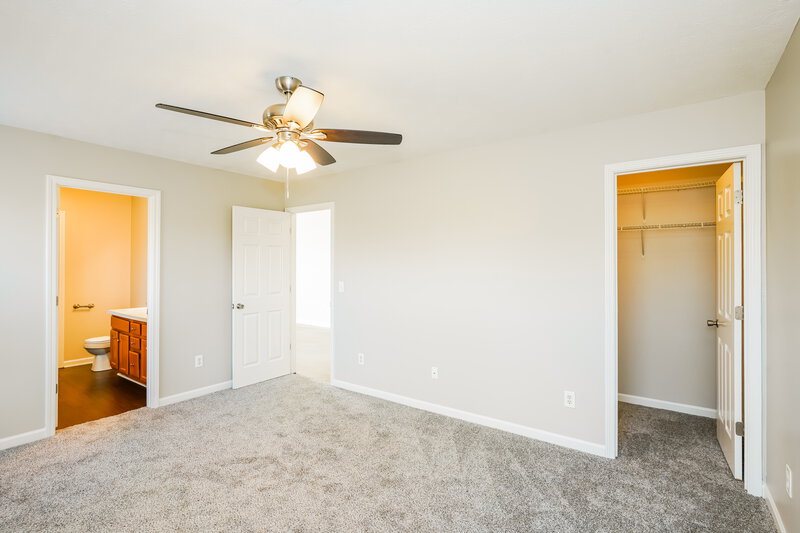 2,175/Mo, 305 Stewart Springs Dr Smyrna, TN 37167 Main Bedroom View