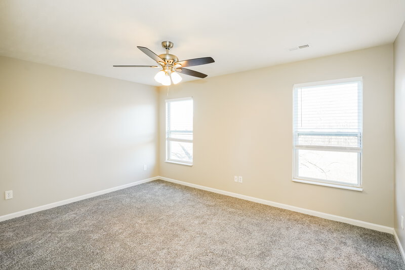 2,175/Mo, 305 Stewart Springs Dr Smyrna, TN 37167 Main Bedroom View 2