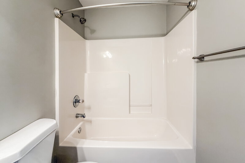 2,225/Mo, 1910 Lawndale Dr Spring Hill, TN 37174 Bathroom View 2